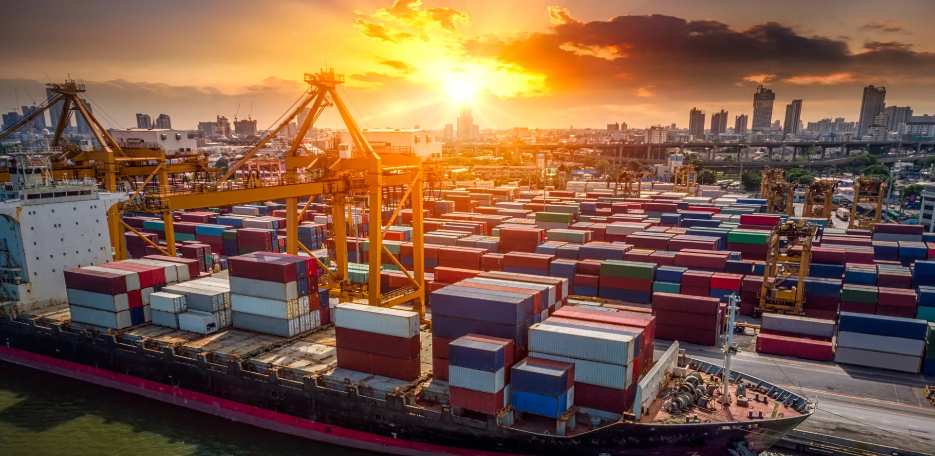 Shanghai Port: The World’s Busiest and Most Connected Port